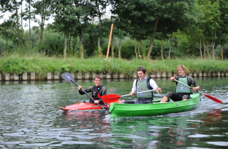 base-nautique-p-brunet-libre-de-droit-055-3-1444